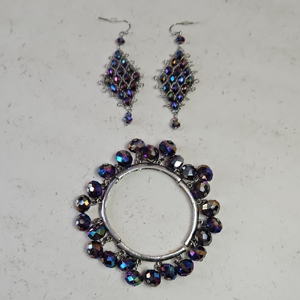 Elegant Silver and Purple Earrings & BRACE  Set
